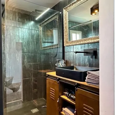 Seaview Dreams Luxury 2 Bedroom With Amazing Views And Balcony By Namaste Elite * トレモリノス